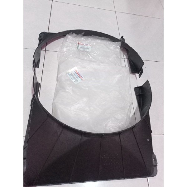 TUTUP KIPAS RADIATOR CANTER 110PS,125PS ORIGINAL KTB