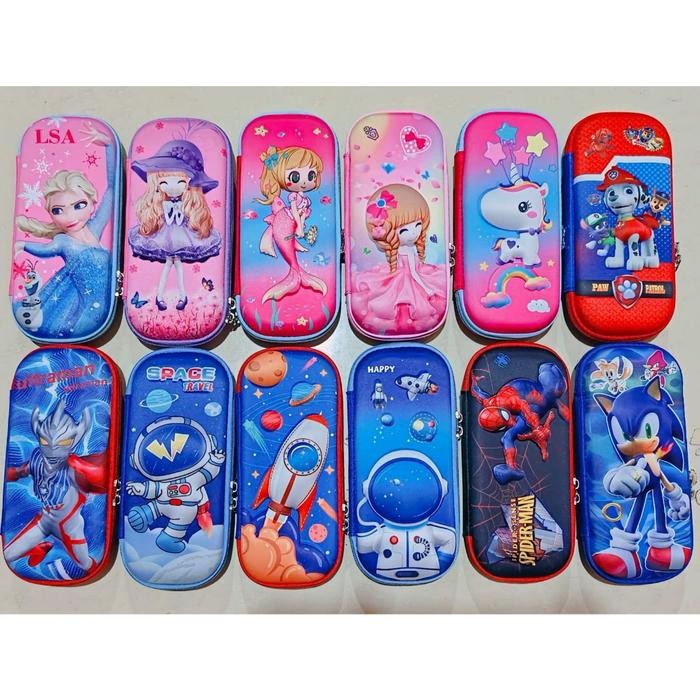 

ID PENCIL CASE SLETING PLUS MIKA SUPER HERO / KOTAK PENSIL SUPER HERO/ TEMPAT PENSIL ANAK LAKI LAKI