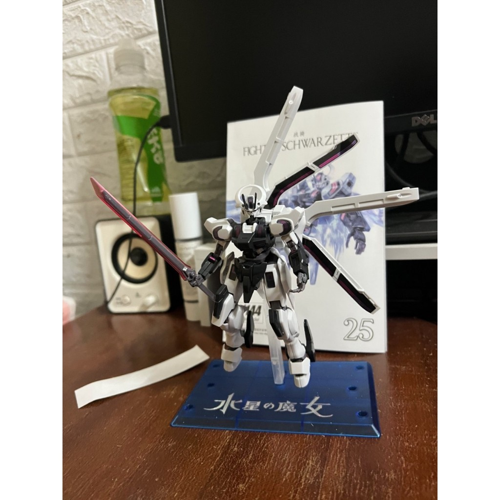 Daban Model 25 HG 1/144 Fighter Schwarzette Model Kit