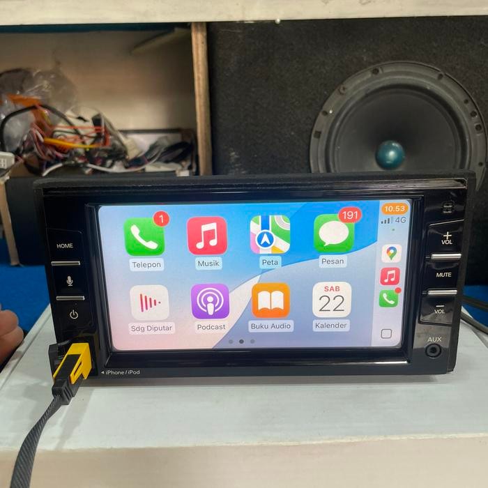 Head unit clarion applecarplay