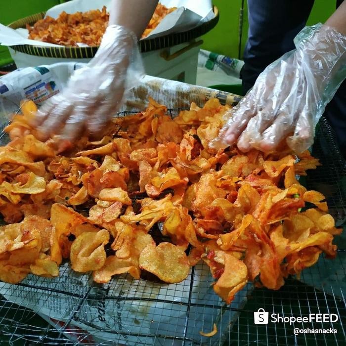 

Keripik Kentang Balado Teri Medan Gurih Renyah Pedas Osha Snack 1Kg