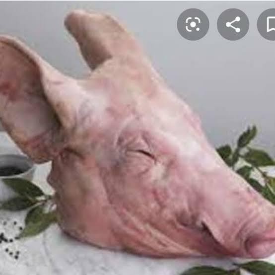 

BnyKBonusBelidiMari- Kepala Babi utuh 1pcs