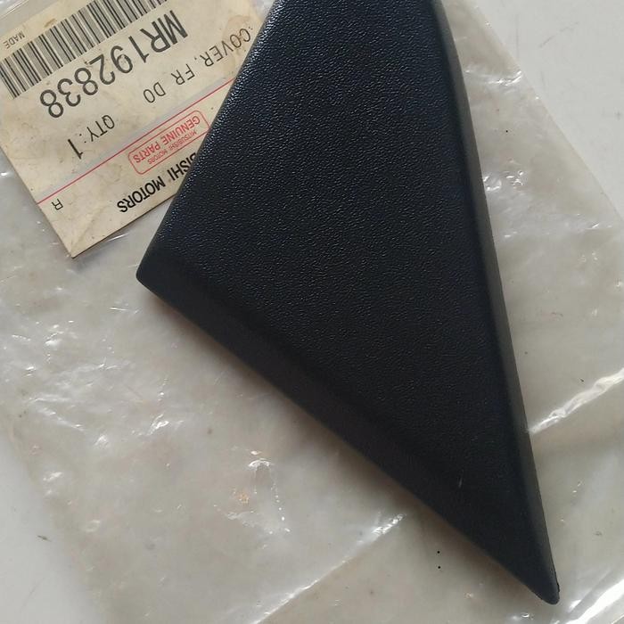 Cover Spion Dalam Galant Hiu Kanan