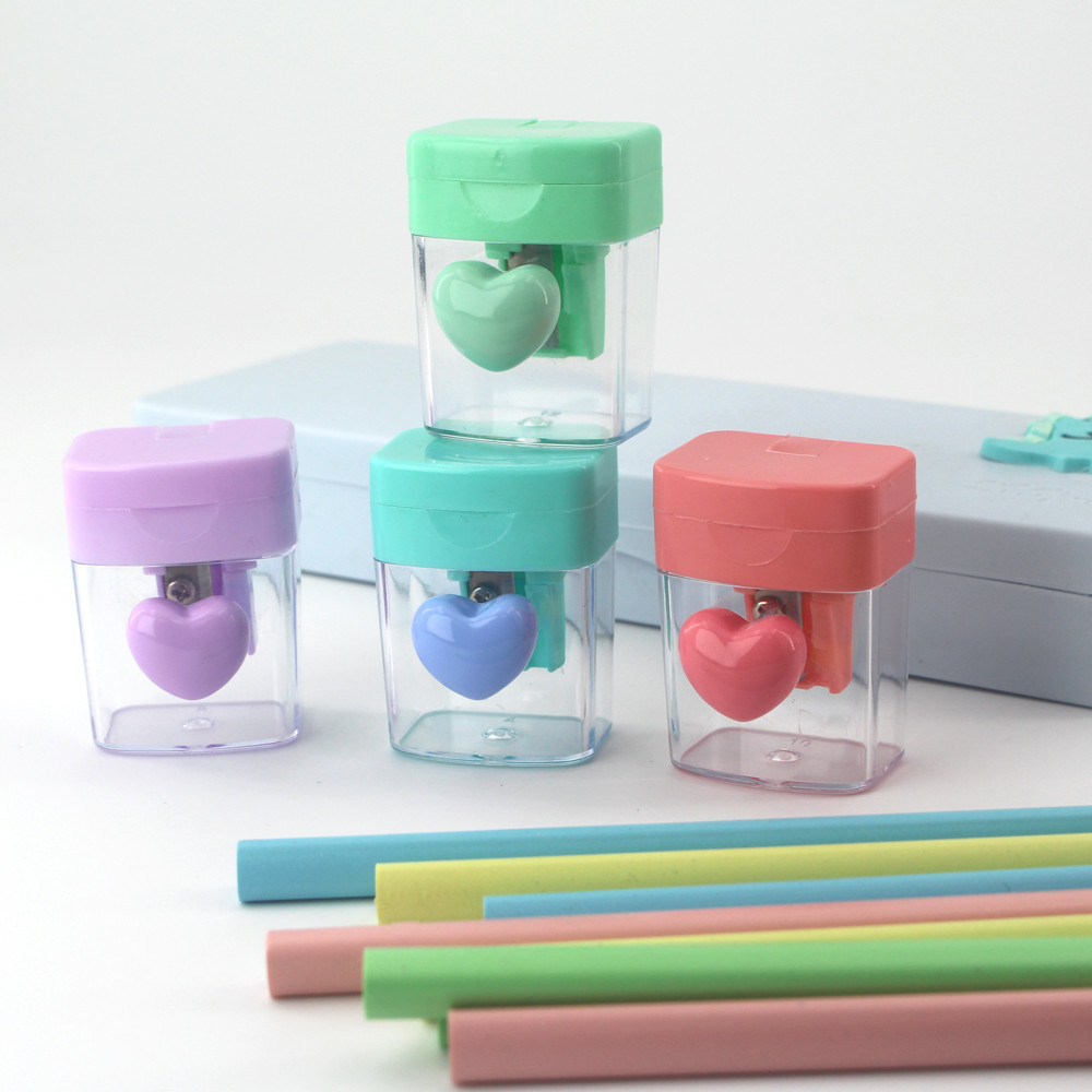 

1Pc/4Pcs Cute Heart-Shaped Macaron-Colored Creative Handheld Pencil Sharpener, Portable And
