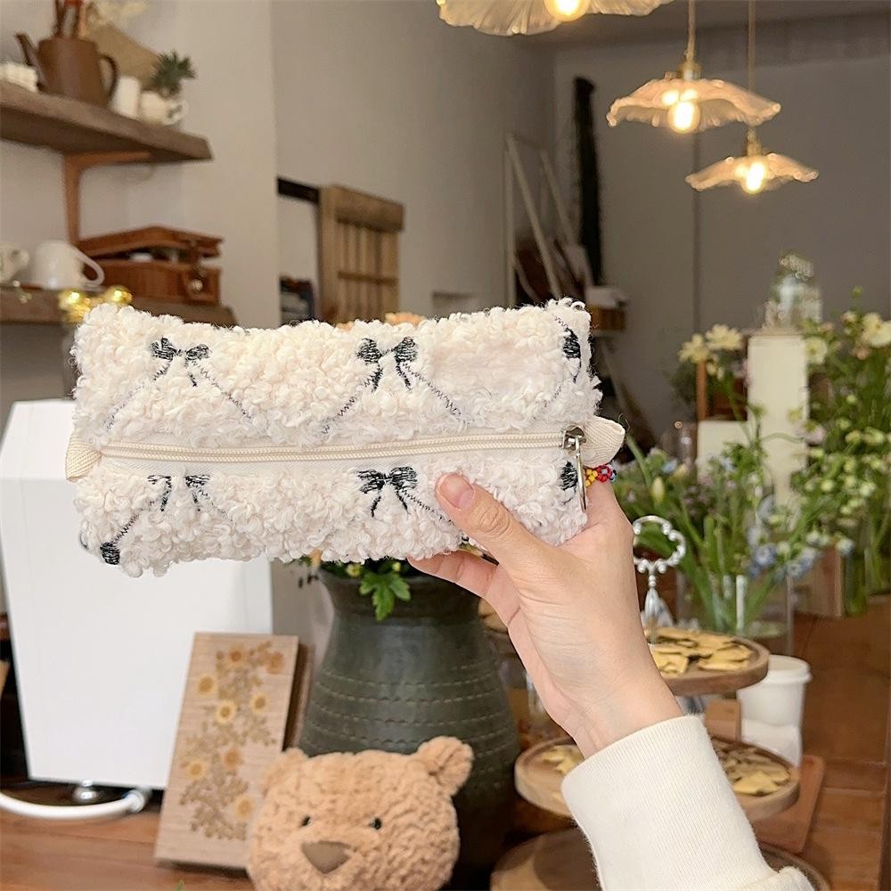 

Bow High-End Lamb Wool Large Capacity Pencil Case