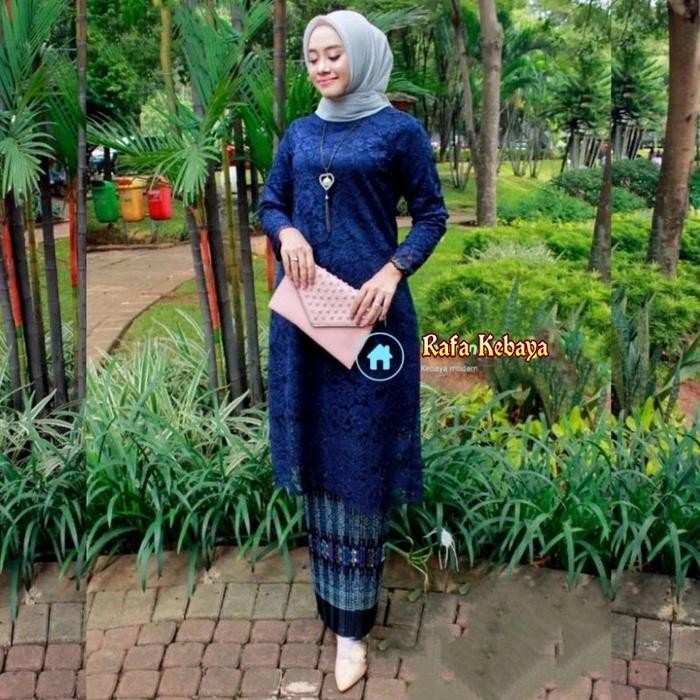 Trenatik- Kebaya Tunik Brukat Jumbo Ld 120 / Kebaya Brukat Hitam