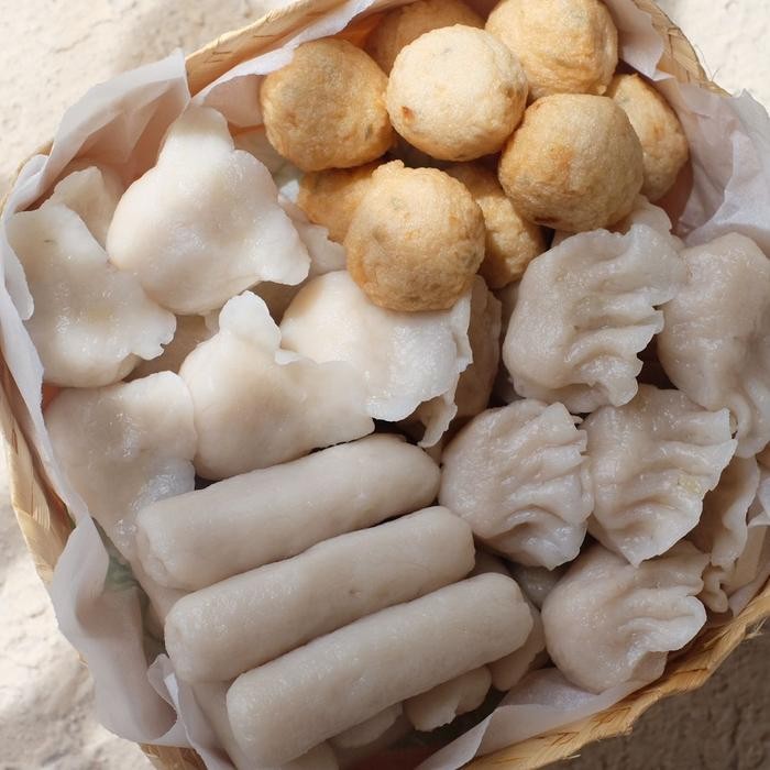 

Paket B: 60 pcs Pempek ikan Belida Terlaris