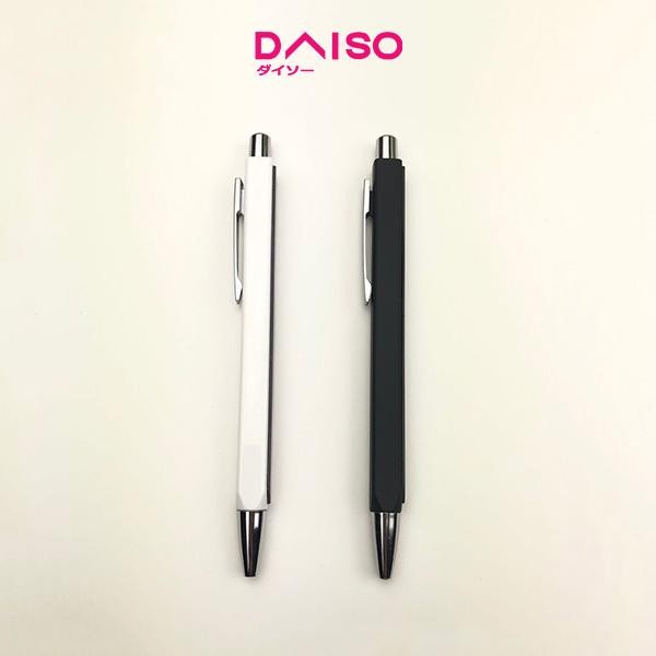 

Ready JT Daiso ballpoint pen with magnet