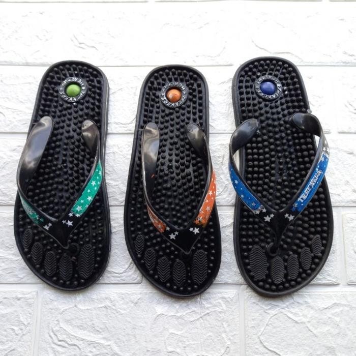 SANDAL REFLEKSI KESEHATAN SANDAL TREKKERS REMATIK MOTIF DURI KECIL