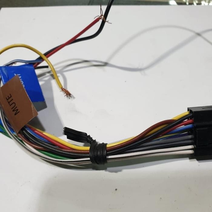 PREMIUM Soket socket listrik Head Unit 2din Kenwood atau JVC 16 pin