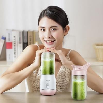 DEERMA RECHARGEABLE ELECTRIC PORTABLE JUICER FRUIT VEGETABLE JUICE