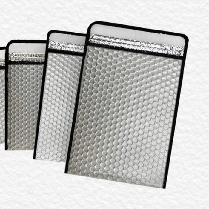 

Pesta- Thermal Mailer Packaging