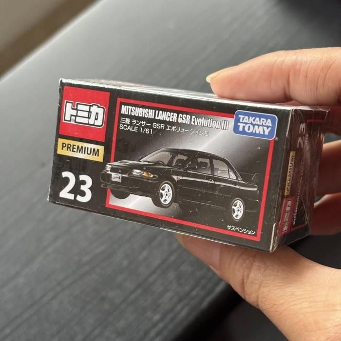 Mitsubishi Lancer GSR Evolution III Tomica Premium 23