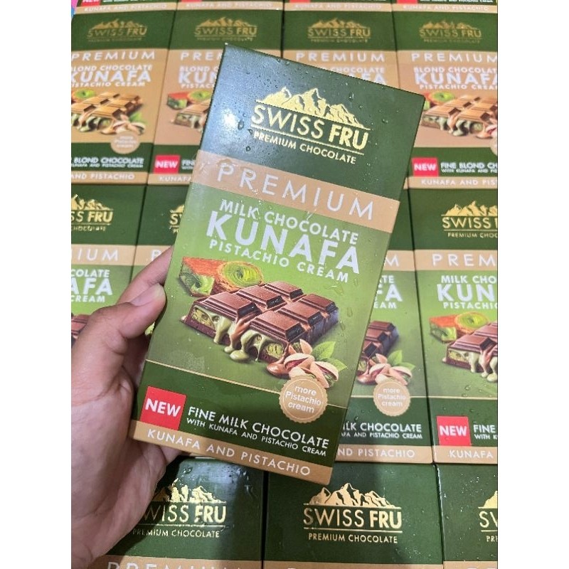 

Ready Siap Kirim Coklat Dubai Swiss fruu Milk Pistachio 150gr Kunafa Pistachio by mesir