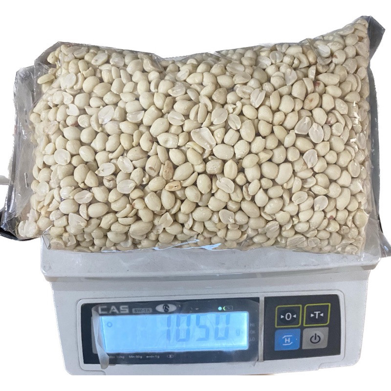 

kacang tanah kupas mentah kecil 1kg 500gr 0.5kg 0,5kg 1000gr