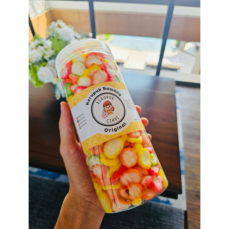 

Restokobar Kerupuk Bawang Ginal Bentuk Kancing