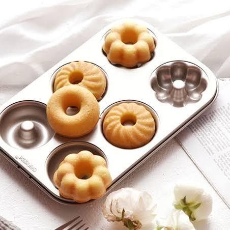 

Chefmade Wk9226 6 Cup Non Stick Donutpan