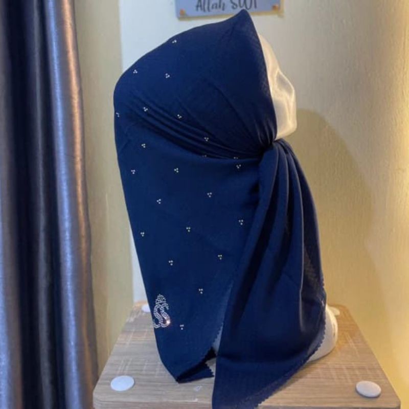 Pola Mewah Hijab Segi Empat Kerudung Segi Empat Payet Mickey Ss Mahkota