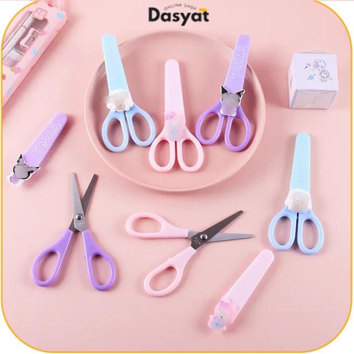 

DOS Gunting Motif Alat Keperluan Sekolah Kantor ATK Scissors Mini