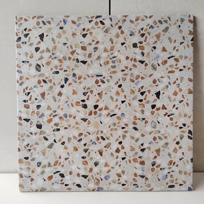 Keramik 50X50 Motif Terazzo (Kasar)/ Keramik Lantai Kamar Mandi Terazo