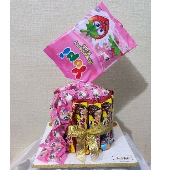 

Csp - Cake Snack Tower Cake Permen Tumpah