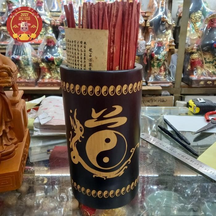 

PROMO CIAMSI CHIAMSI CIAM SI CHIAM SHI KWAN IM KAYU KECIL TINGGI 26 CM RAMAL READY