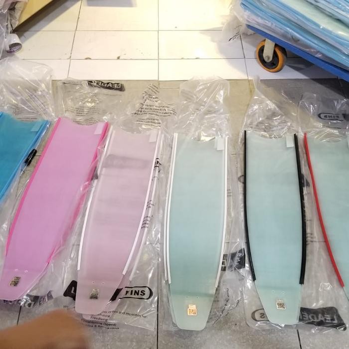 Leaderfins Fiberglass