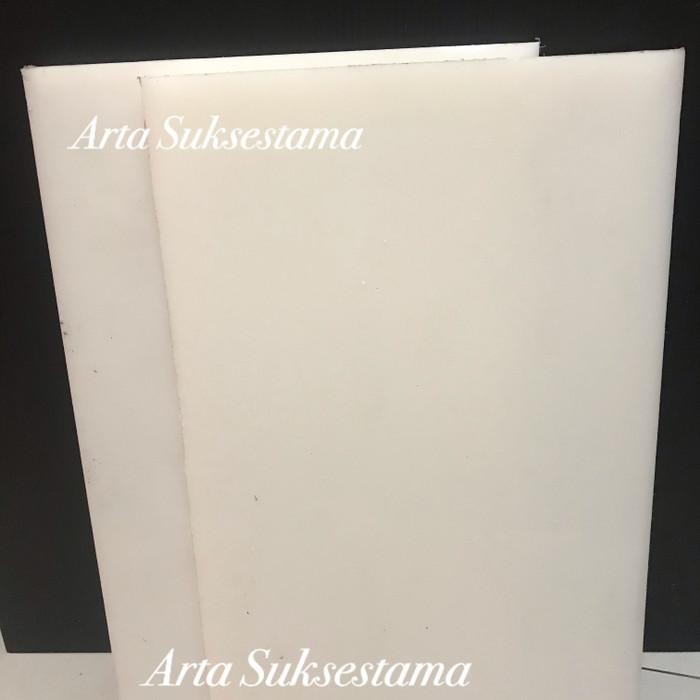 

NYLON PE SHEET 15MM X 22CM X 35CM / PE CUTTING BOARD / CUSTOM TALENAN