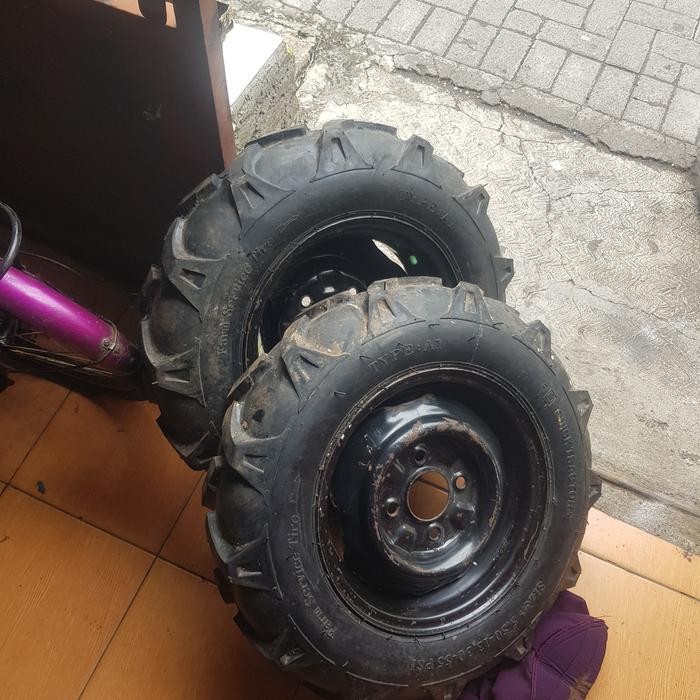 Ban traktor r13 uk 5.50 merk Quick