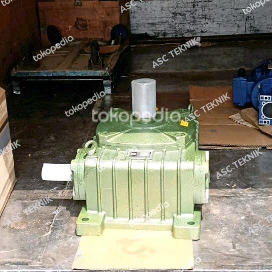 New Revco Wpo 135 Gear Box / Worm Gear Reducer
