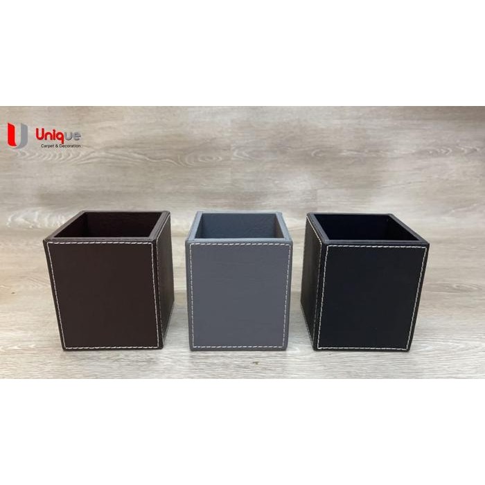 

Bentley - Tempat Wadah Alat Tulis Pena Pensil/Tempat Sisir Minimalis Bahan Kulit