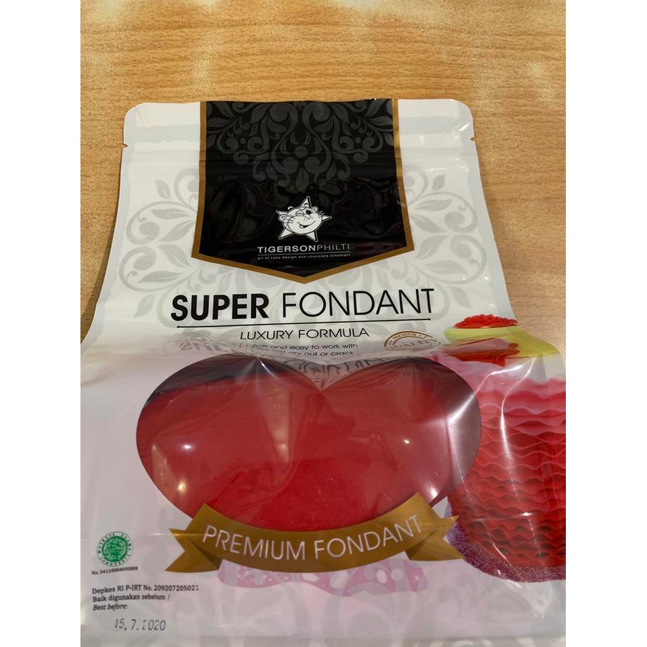 

JTTOP" SUPER FONDANT 1 KG RED / TIGERSON FONDANT WARNA