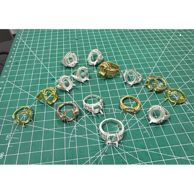 Cangkang Brassium Cewek Titanium Bismuth Magnet