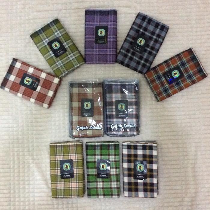 Sarung Gajah Duduk Mika