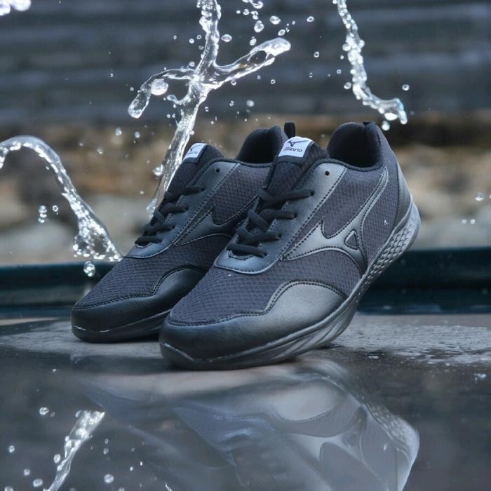 sepatu sport running jumbo big size mizuno fullblack ukuran 45-46-47-48 Outdoor