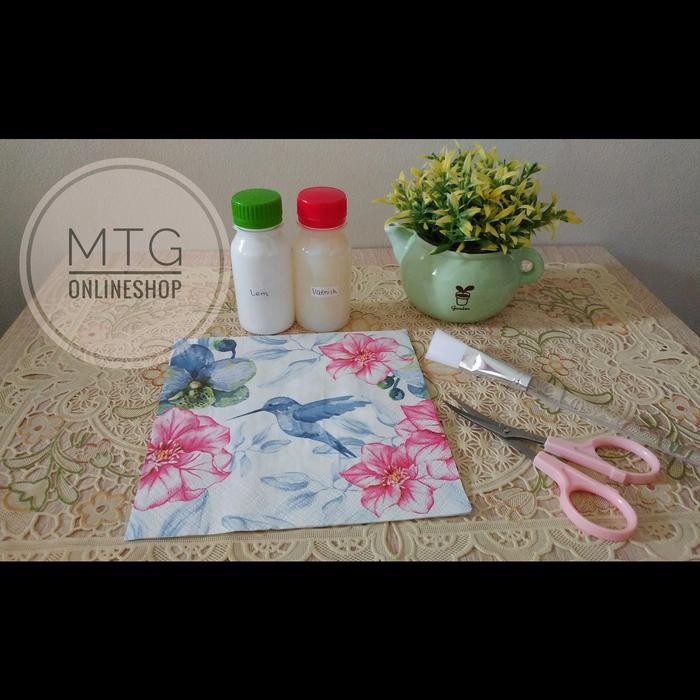 

Paket Decoupage Hemat / Tissue Motif, Lem, Varnish Bahan Decoupage