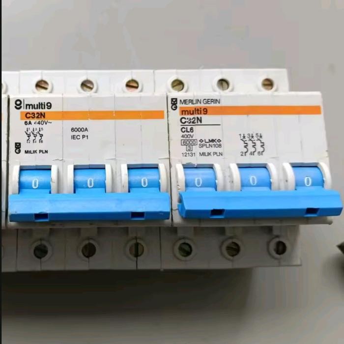 Mcb 3 Phase Merlin Gerin C32N 10A-16A Ori Pln Biru