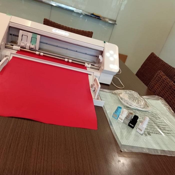 

No Na - Cutting Silhouette Cameo 4 Cameo 4