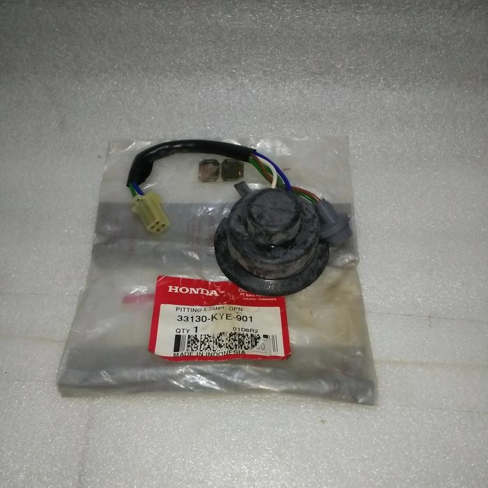SOCHET FITING LAMPU DEPAN MEGA PRO ORI AHM 33130-KYE-901
