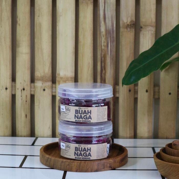 

Buah Naga Ungu Iris Kering - Dried Dragon Fruit - Buah Kering Bukan Keripik