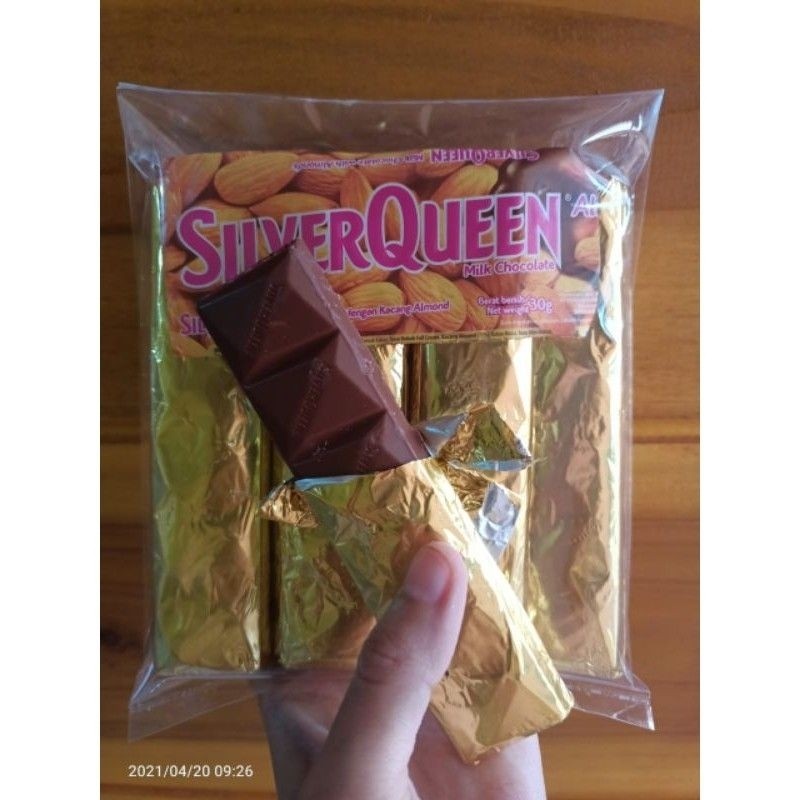 

eSQ utuh Cokelat/greentea Foil isi10 (Mede/Almond) + Freepack WE!!