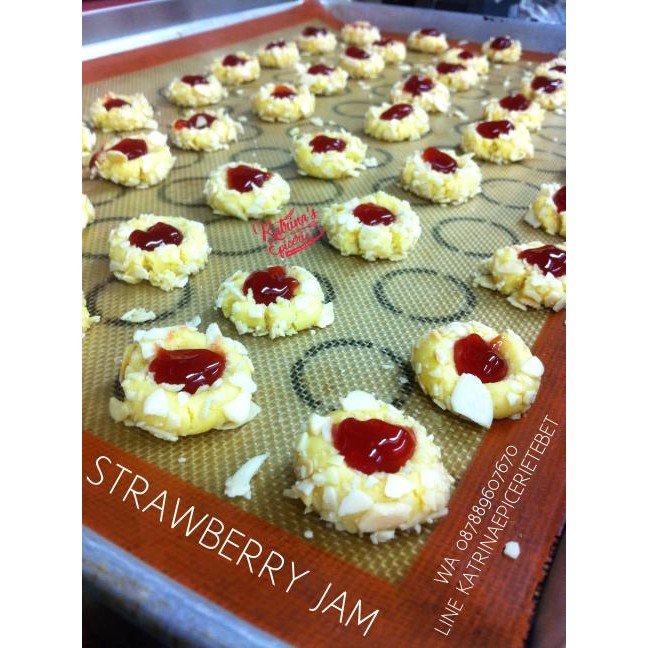 

JTTOP" STRAWBERRY JAM PREMIUM - SELAI STROBERI