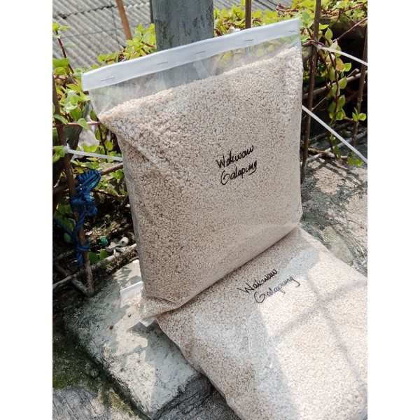 1kg PELET WAKWAW GALAPUNG KASAR PELAMPUNG IKAN MAS MANCING PANCING GALATAMA