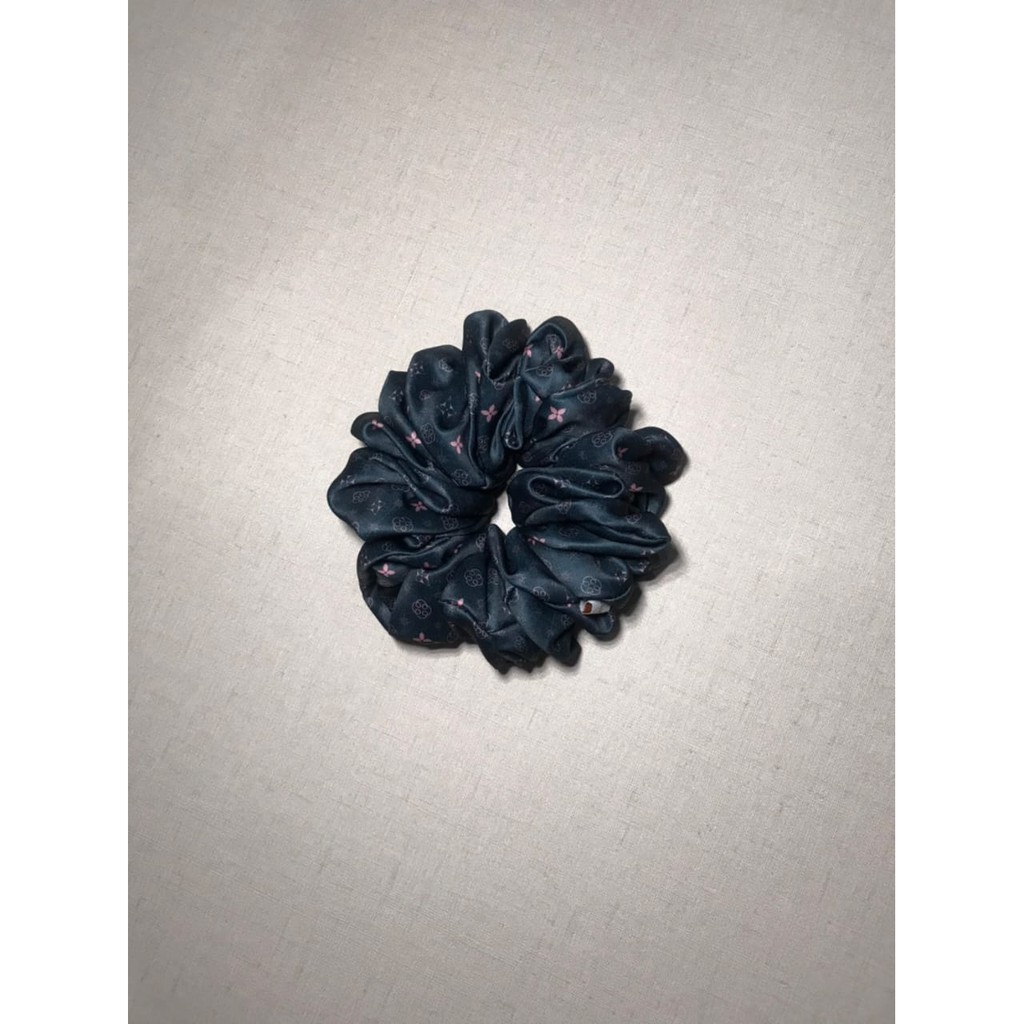 Authentism Hijab PATTERN PLAIN SCRUNCHIE