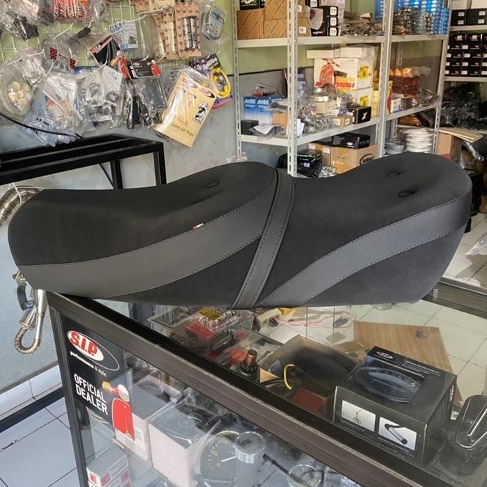 PREMIUM jok king and queen spaam original italy vespa px exclusive sprint