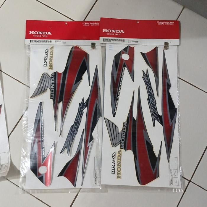 PREMIUM Striping tiger revo original AHM untuk body hitam 2013