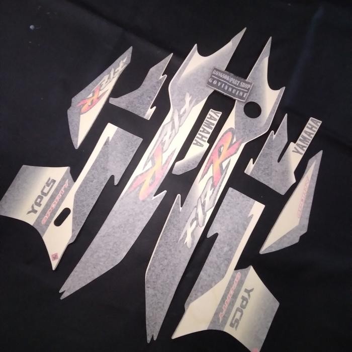 PREMIUM striping stiker sticker lis fizr f1zr fiz r 2002 hitam putih original