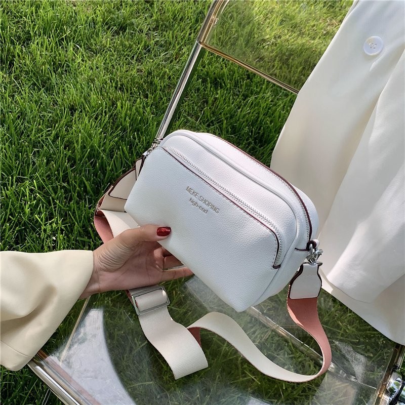 Tas Ponsel untuk Wanita Tren 2023 Tas Kecil Modis Tas Bahu Tali Lebar Pesta Tas Selempang Wanita Kas