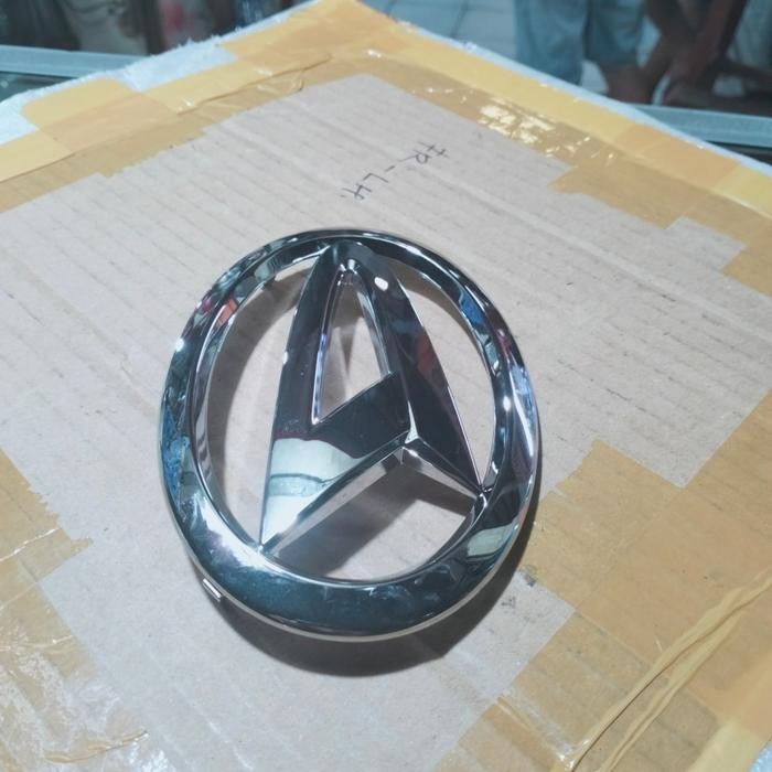 Logo Depan Mobil Daihatsu Xenia 2012-2015 Ori Genuine Part