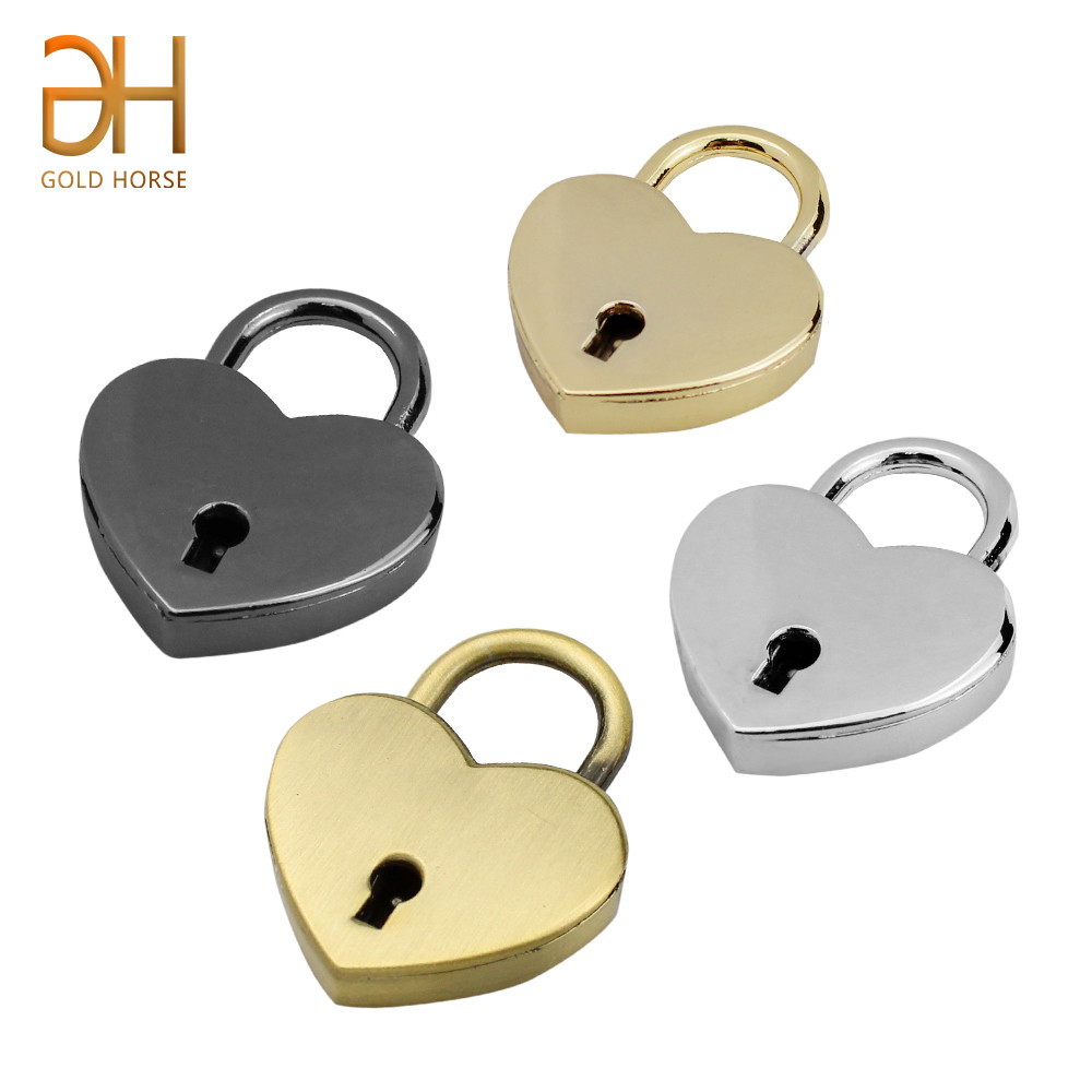 

10Pcs 4.6Cm Vintage Heart Shape Alloy Lock With Key Mini Padlock Bag Suitcase Luggage Jewelry Box